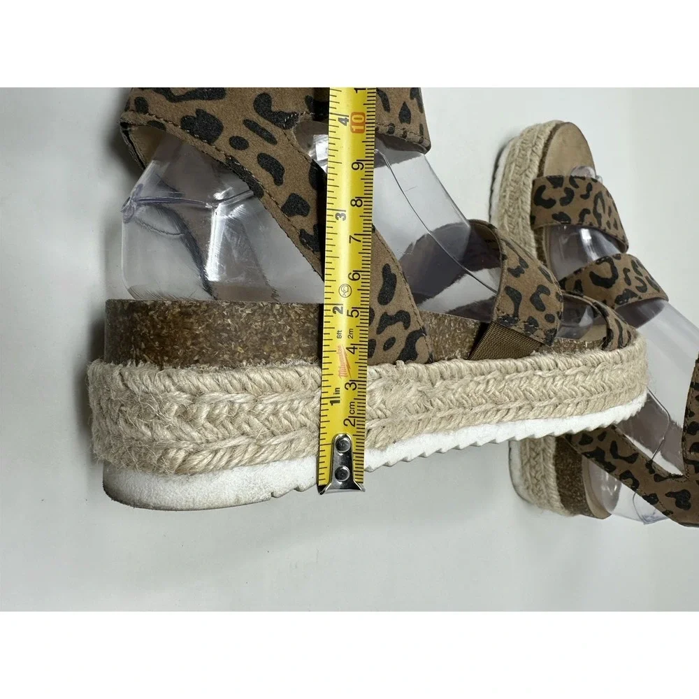 Universal Thread Espadrille Ankle Strap Sandals Size 8 Animal Print